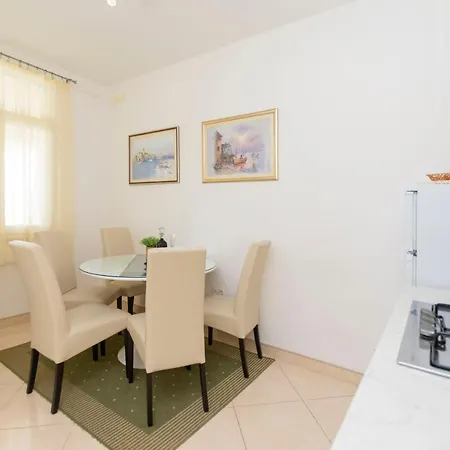 Vanesa Appartement Dugi Rat